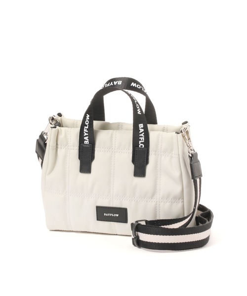 [500mlのペットボトルも入る]ロゴハンドルキルトミニショルダーバッグ（ショルダーバッグ）｜BAYFLOW（ベイフロー）