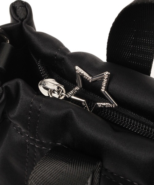 [500mlのペットボトルも入る]ロゴハンドルキルトミニショルダーバッグ（ショルダーバッグ）｜BAYFLOW（ベイフロー）