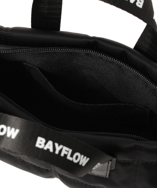 [500mlのペットボトルも入る]ロゴハンドルキルトミニショルダーバッグ（ショルダーバッグ）｜BAYFLOW（ベイフロー）