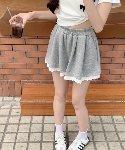 LAC-VERT(ラック・ヴェール)の「レーススウェットショートパンツ(その他パンツ・レディース・ホワイト/ピンク/ブラック/グレー・FREE)」の14枚目の写真