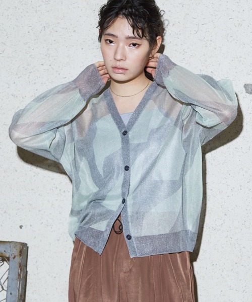 NOMINE（ノミネ）の「ジャガード シアー ニットカーディガン（カーディガン/ボレロ・レディース・レッド/ライトグレー/アイボリー/ブラック・フリー）」の3枚目の写真