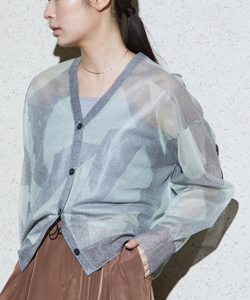 NOMINE（ノミネ）の「ジャガード シアー ニットカーディガン（カーディガン/ボレロ・レディース・レッド/ライトグレー/アイボリー/ブラック・フリー）」の9枚目の写真