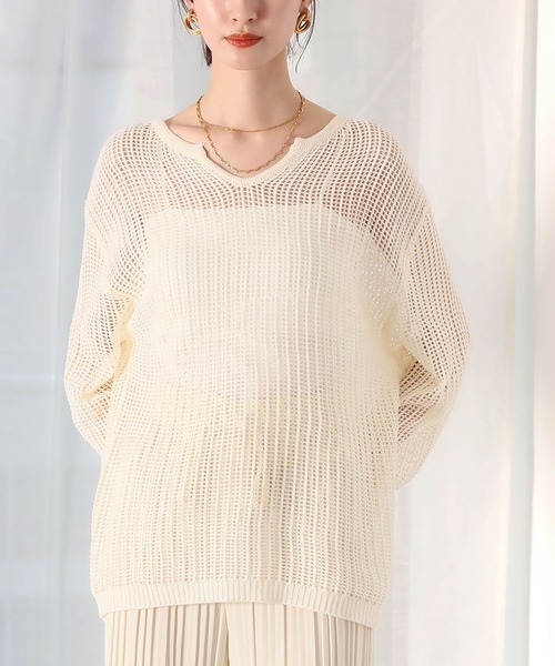 Ampirula(アンピルーラ)の「キーネックオーバーサイズメッシュニットプルオーバー(Tシャツ/カットソー・レディース・ブラック/アイボリー・FREE)」の5枚目の写真