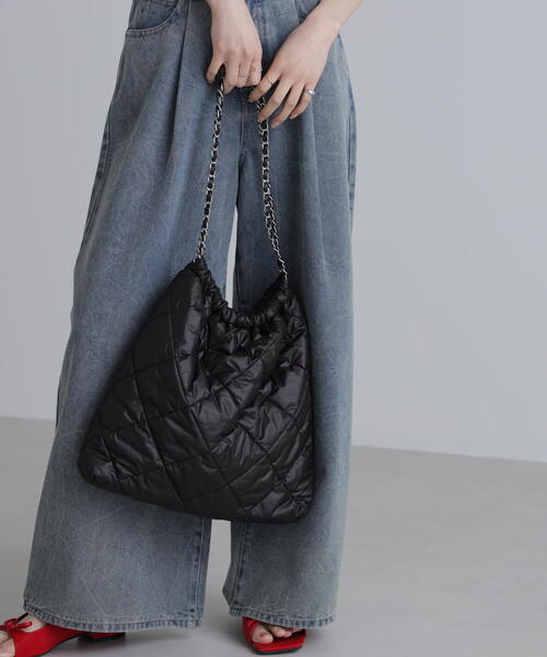 FREE'S MART（フリーズマート）の「◆キルティングチェーンバッグ（ハンドバッグ・レディース・ブラック/ブルー・ﾌﾘ-）」の14枚目の写真