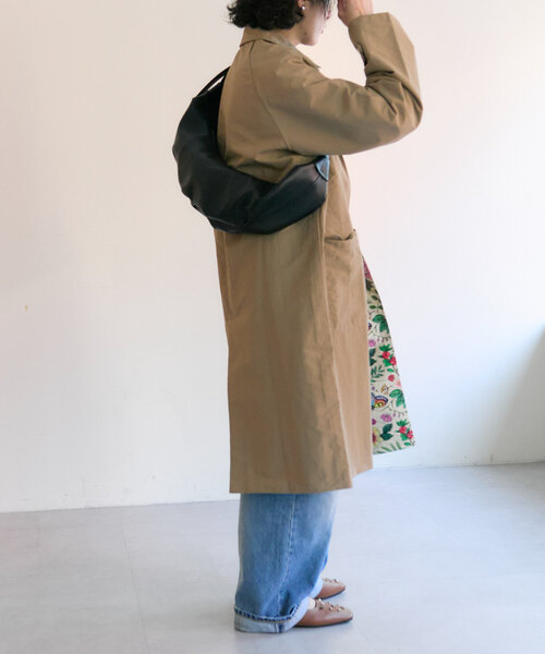 ear PAPILLONNER（イアパピヨネ）の「【YURT(ユルト)】HAMAKA/ムーンショルダーバッグ/ボディーバッグ（ショルダーバッグ・レディース・ブラック・FREE）」の16枚目の写真