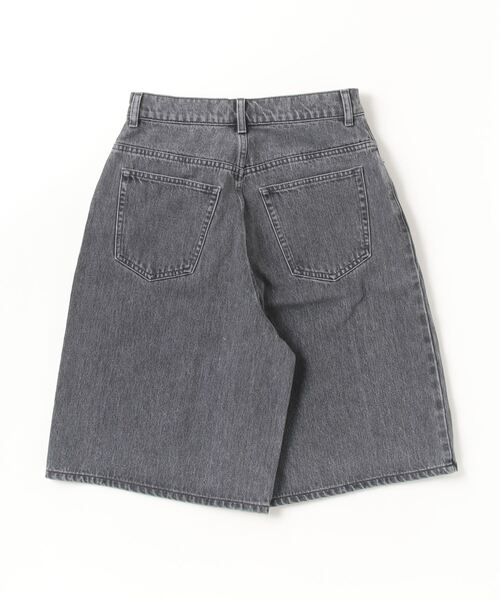 ROSE BUD（ローズバッド）の「(GENE HEAVENS)バミューダ ハーフ デニム パンツ（デニムパンツ・レディース・ブルー/ブラック・S/M/L）」の3枚目の写真