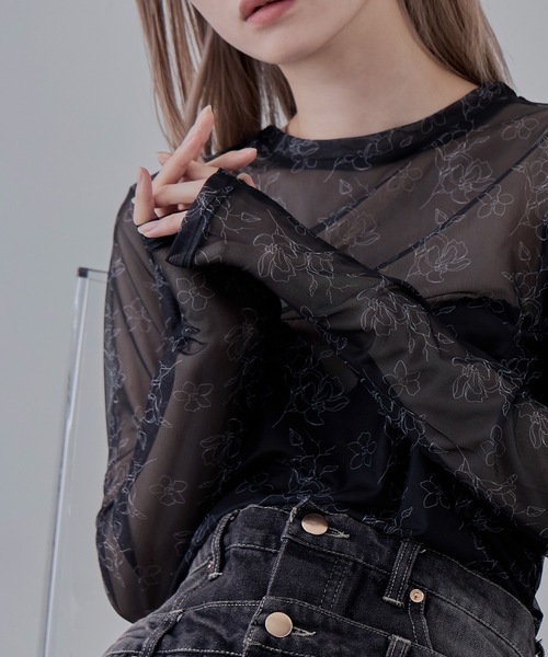 トップス @_@ ラインフラワークルーネックシアートップス（Tシャツ/カットソー