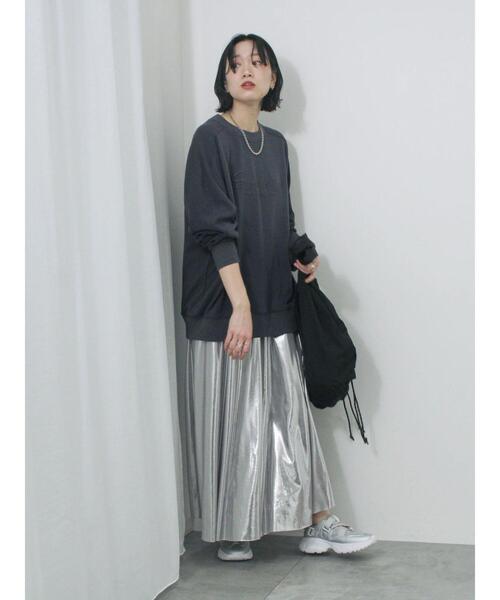 Samansa Mos2 blue（サマンサモスモスブルー）の「裏毛発泡ラメロゴプルオーバー（Tシャツ/カットソー・レディース・ミント/オフホワイト/ブルー/チャコールグレー/トップグレー・F）」の21枚目の写真