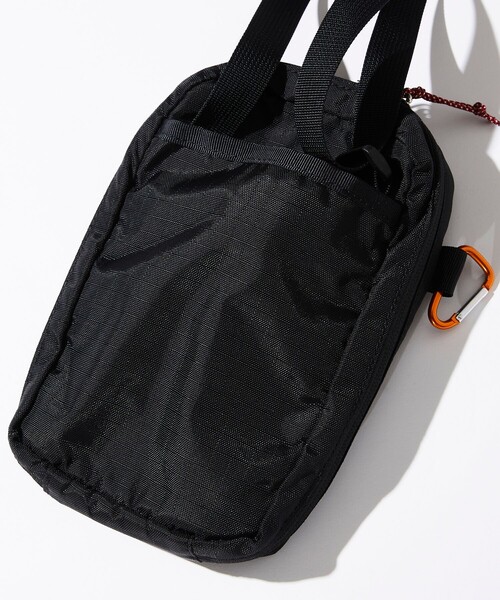 NANGA(ナンガ)の「NANGA/ナンガ NANGA × SPEAKEASY/ナンガ × スピークイージー/MULTI POUCH/マルチポーチ/ショルダーバッグ(ショルダーバッグ・メンズ・カーキ/ブラック/ベージュ系・ONE SIZE)」の5枚目の写真