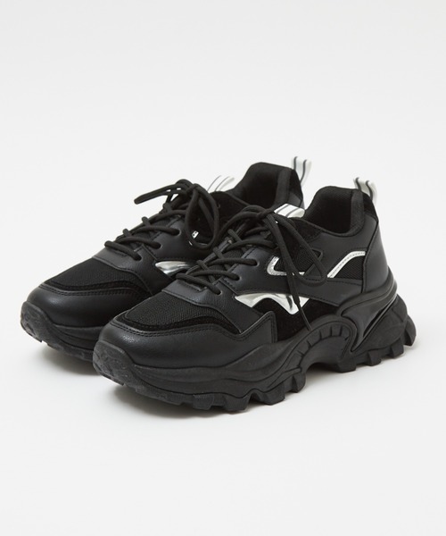 Au BANNISTER（オゥバニスター）の「【販売店舗限定】厚底/軽量 メタリックポイント スニーカー（スニーカー・レディース・ブラック/ホワイト・S/M/L/LL）」の18枚目の写真