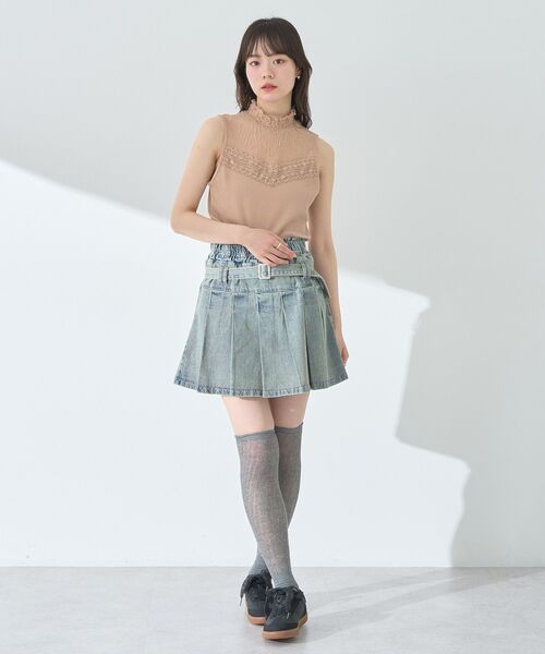 earth music&ecology（アースミュージックアンドエコロジー）の「レースドッキングタンクトップ（タンクトップ・レディース・オレンジ系その他/グレー/ブラック/アイボリー・M/S）」の11枚目の写真