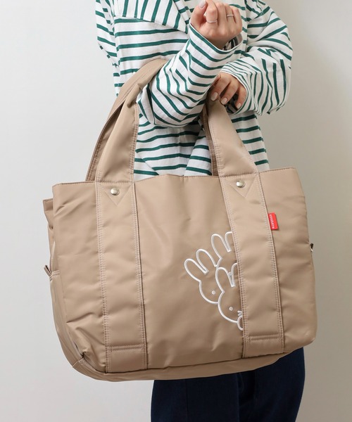 zucchero(ズッケロ)の「zuccheo × MIFFY キャリーオン対応ボストンバッグ(ボストンバッグ・レディース・ブラウン/ベージュ/ブラック/カーキ・FREE)」の18枚目の写真