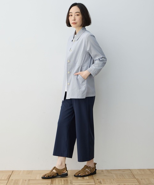 DECOY SINCE 1981(デコイシンスイチキュウハチイチ)の「【2025年夏】ストレッチワイドパンツ(スラックス・レディース・ベージュ/ネイビー・70/64/67)」の8枚目の写真