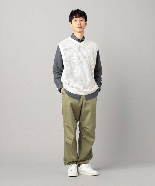 COMME CA MEN(コムサメン)の「ペーパーヤーン透かし編み ベスト(ニット/セーター・メンズ・チャコールグレー/ホワイト/ブラック・L/M)」の8枚目の写真