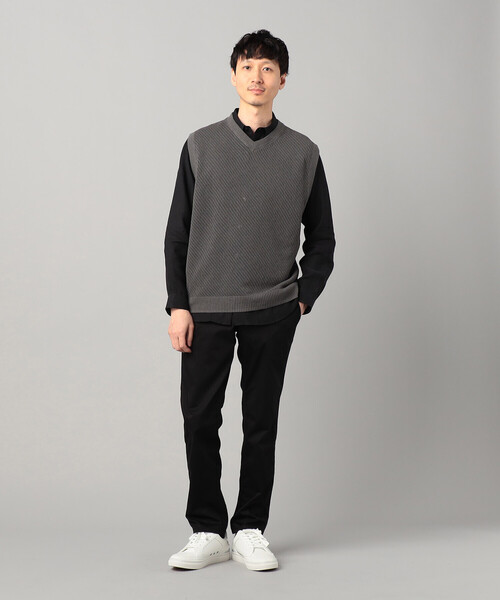 COMME CA MEN(コムサメン)の「ペーパーヤーン透かし編み ベスト(ニット/セーター・メンズ・チャコールグレー/ホワイト/ブラック・L/M)」の7枚目の写真