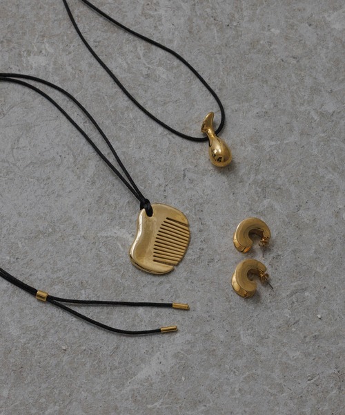 ADAM ET ROPE'（アダムエロペ）の「【EMOELLE】水挿しモチーフネックレス（ネックレス・レディース・ゴールド系その他/シルバー系その他・FREE）」の7枚目の写真