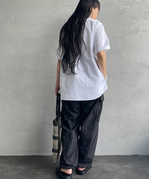 DANTON（ダントン）の「[DANTON/ダントン] ラウンドカラー プルオーバー ショートスリーブシャツ(無地)（シャツ/ブラウス・レディース・ブルー/ホワイト/ライトベージュ・38/40/42）」の15枚目の写真