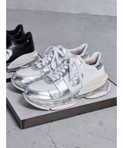 GYDA(ジェイダ)の「GD air motion ソールスニーカー(スニーカー・レディース・オフホワイト/ブラック・SMALL/MEDIUM/LARGE)」の2枚目の写真