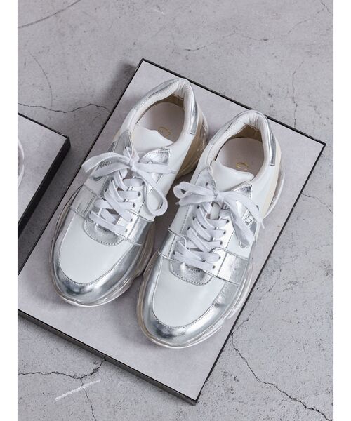 GYDA(ジェイダ)の「GD air motion ソールスニーカー(スニーカー・レディース・オフホワイト/ブラック・SMALL/MEDIUM/LARGE)」の7枚目の写真