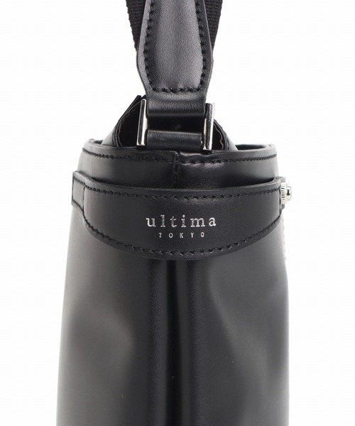ultima TOKYO（ウルティマトーキョー）の「ショルダーバッグ ultima TOKYO バート タテ型 牛革（ショルダーバッグ・メンズ・ブラック/ネイビー・FREE）」の19枚目の写真