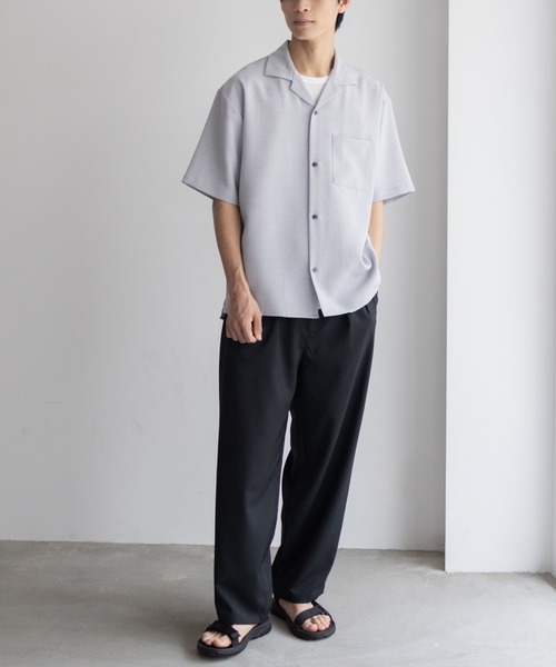 URBAN COLLECTION(アーバンコレクション)の「URBANCOLECTION エアリネンオーバーサイズシャツ(シャツ/ブラウス・メンズ・チャコールグレー/ベージュ/ライトグレー・S/M/L/XL)」の11枚目の写真