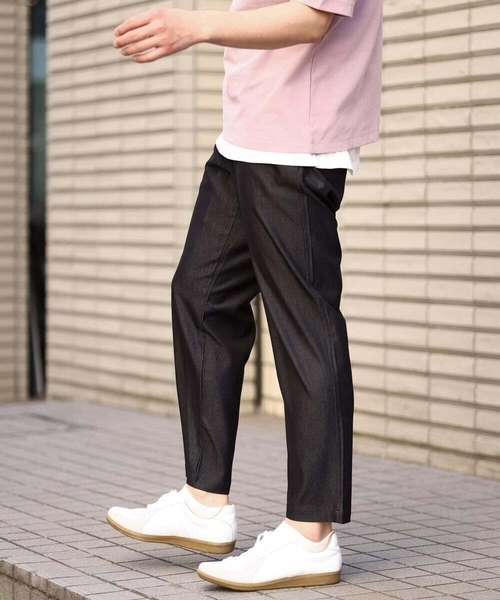 a.v.v(アーヴェヴェ)の「【接触冷感】スマートシャンブレーセミルーズパンツ アンクル丈(その他パンツ・メンズ・ネイビー/ブラック/チャコールグレー・50/48/46/52/44)」の7枚目の写真