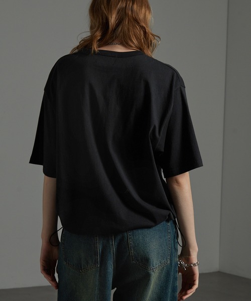 MONO-MART(モノマート)の「【CIYOT】ハートロゴ ワンポイント刺繍 ドロストバルーンシルエットクルーネック半袖Tシャツ(Tシャツ/カットソー・メンズ・オフホワイト/スモークグレー/ブラック/レッド系/ブルー系・M/L)」の12枚目の写真