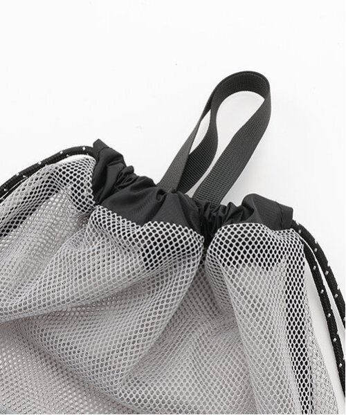 XLARGE KIDS(エクストララージキッズ)の「OGゴリラメッシュナップサック(バックパック/リュック・キッズ・ブラック/ネイビー/イエロー/グレー・F)」の6枚目の写真