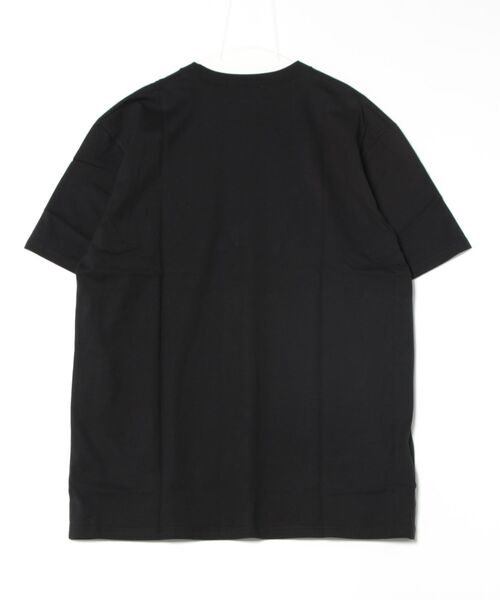 1017 ALYX 9SM（アリクス）の「ESSENTIALS REGULAR FIT SHORT SLEEVE TEE（Tシャツ/カットソー・メンズ・ブラック・X-LARGE/MEDIUM/LARGE/SMALL）」の5枚目の写真