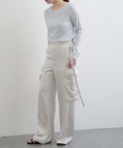 U by SPICK&SPAN（ユーバイスピックアンドスパン）の「《追加2》C/NY シアートップス（Tシャツ/カットソー・レディース・ブルー/アイボリー/ブラック・FREE）」の21枚目の写真