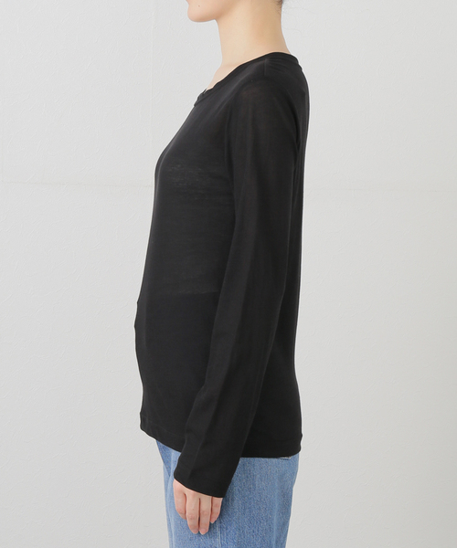 U by SPICK&SPAN（ユーバイスピックアンドスパン）の「《追加2》C/NY シアートップス（Tシャツ/カットソー・レディース・ブルー/アイボリー/ブラック・FREE）」の6枚目の写真