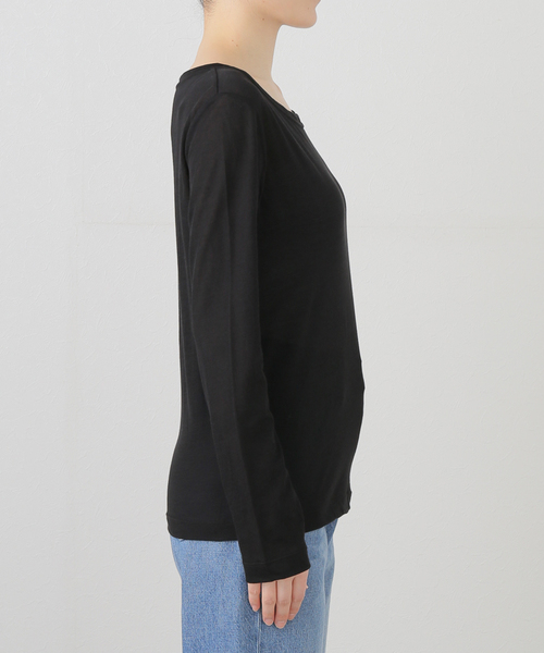 U by SPICK&SPAN（ユーバイスピックアンドスパン）の「《追加2》C/NY シアートップス（Tシャツ/カットソー・レディース・ブルー/アイボリー/ブラック・FREE）」の4枚目の写真