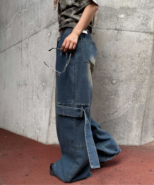 sedacle（セダクル）の「メニ―ポケットデニムカーゴパンツ（カーゴパンツ・メンズ・ブラック/インディゴブルー・SMALL/MEDIUM/LARGE）」の10枚目の写真