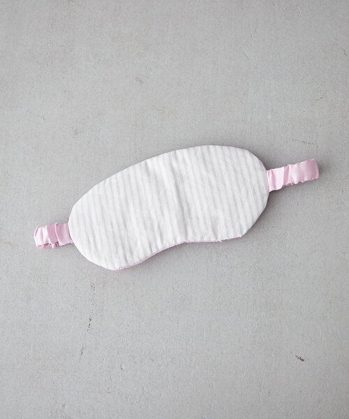 BIRTHDAY BAR（バースデイバー）の「【SILKUU シルクゥ】Silk Eye Mask  アイピローマスク（その他ルームウェア・レディース・グレー/ピンク・0）」の6枚目の写真