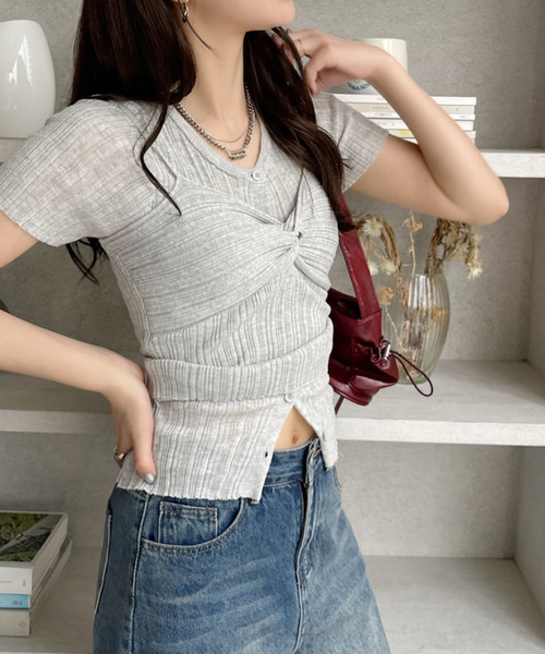 Ada.(エイダ)の「ビスチェ ドッキング フロントボタン サマーニット トップス(Tシャツ/カットソー・レディース・ブラック/ホワイト/グレー・FREE)」の19枚目の写真