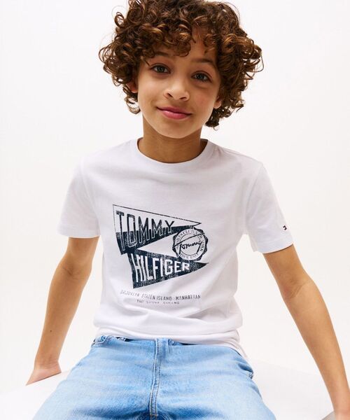 TOMMY HILFIGER（トミーヒルフィガー）の「BOYS テクスチャードグラフィックショートスリーブTシャツ（Tシャツ/カットソー・キッズ・レッド/ネイビー/ライトグリーン/ホワイト・160cm/130cm/150cm/140cm）」の13枚目の写真