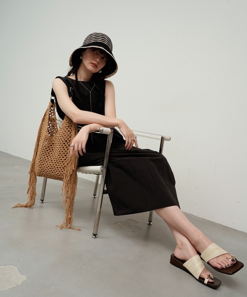 Lutim by u(ルチバイユー)の「Rope knit fringe tote bag / 縄あみフリンジトートバック(トートバッグ・レディース・キャメル/ブラック/アイボリー・FREE)」の14枚目の写真