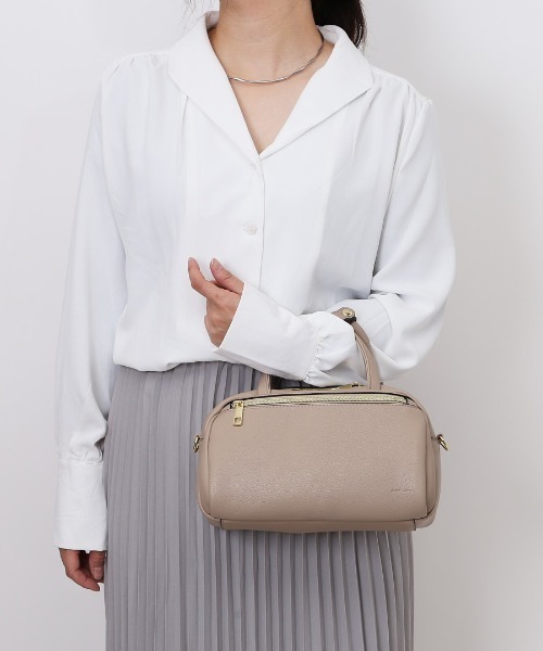 Legato Largo(レガートラルゴ)の「Legato Largo コロリー 2WAYボストン(ショルダーバッグ・レディース・コーラルピンク/グレー系その他/ブラック/シルバー・FREE)」の10枚目の写真