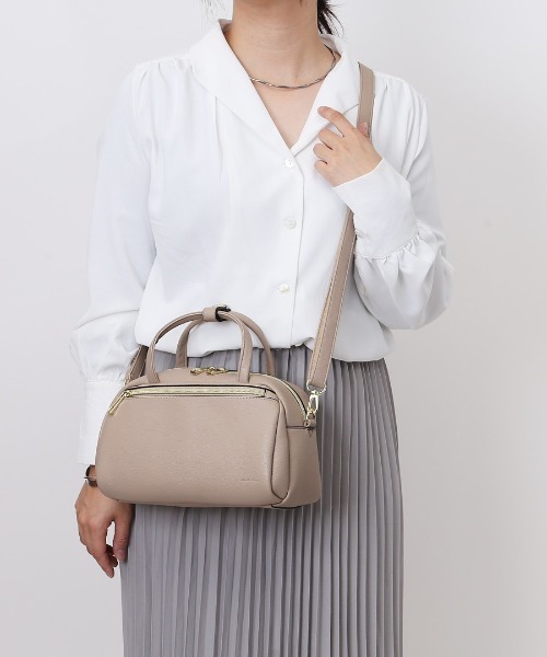 Legato Largo(レガートラルゴ)の「Legato Largo コロリー 2WAYボストン(ショルダーバッグ・レディース・コーラルピンク/グレー系その他/ブラック/シルバー・FREE)」の5枚目の写真