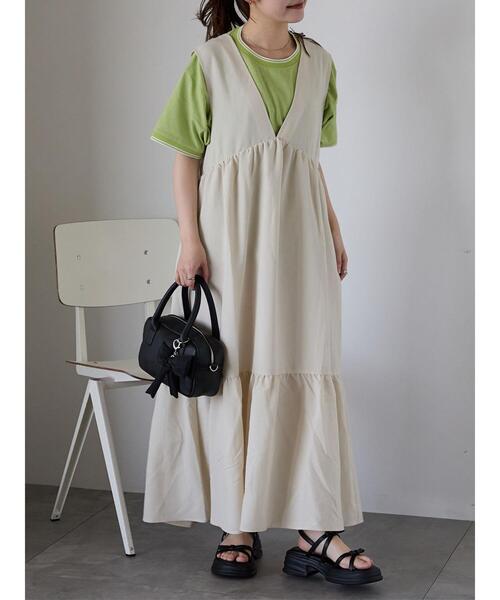 ehka sopo(エヘカソポ)の「Vネックノースリーブワンピース(ワンピース・レディース・モカ/キナリ/ブラック・F)」の2枚目の写真