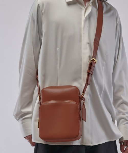 Lui's（ルイス）の「ダブルポケットショルダーBAG（ショルダーバッグ・メンズ・ブラック/ブラウン/ブラウン系その他・FREE）」の7枚目の写真