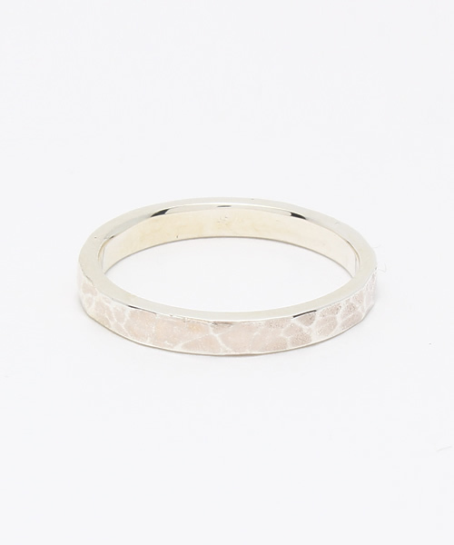 PIECE OF CHORD(ピースオブコード)の「PIECE OF CHORD/ピースオブコード/SILVER NARROW HAMMERED RING(リング・メンズ・シルバー・15号/17号/11号/13号/19号/5号/7号/9号)」の2枚目の写真