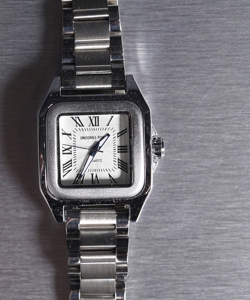 1111clothing（ワンフォークロージング）の「スクエアフェイス クォーツウォッチ / Square Face Quartz Watch（アナログ腕時計・メンズ・シルバー系1/ゴールド系2/ゴールド系1/シルバー系2・FREE）」の2枚目の写真