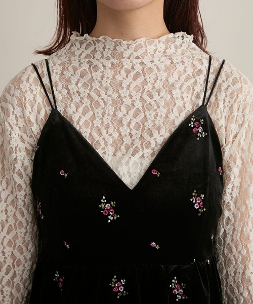 BONLECILL noir（ボンルシールノワール）の「【BONLECILL noir】ショルダーリボンペプラム切替フラワー刺繍ベロアオールインワン（つなぎ/オールインワン・レディース・ブラック系1/ブラック系2・L/M）」の10枚目の写真