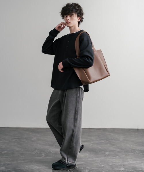 Rocky Monroe（ロッキーモンロー）の「新色追加 PUワンショルダートートバッグ　ポーチセット（トートバッグ・メンズ・ワインレッド/ブラウン/ベージュ/ブラック・FREE）」の8枚目の写真