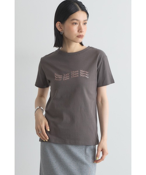 &. NOSTALGIA(アンドドットノスタルジア)の「コンパクト箔ロゴTシャツ(Tシャツ/カットソー・レディース・ブラック/レッド/ピンク・M)」の7枚目の写真