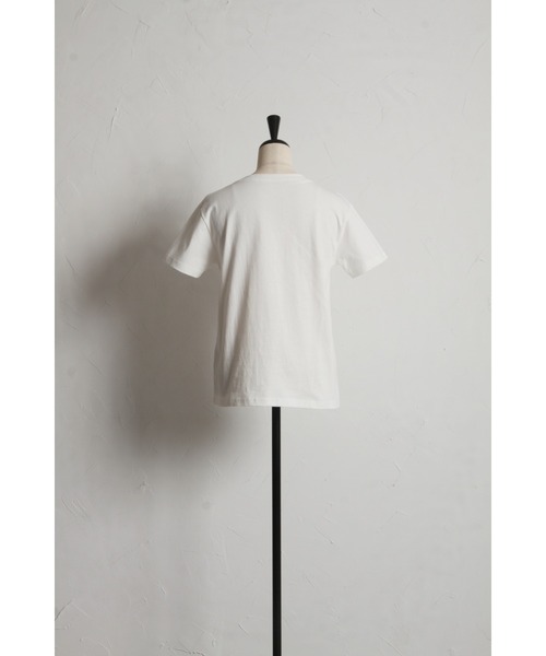 &. NOSTALGIA(アンドドットノスタルジア)の「コンパクト箔ロゴTシャツ(Tシャツ/カットソー・レディース・ブラック/レッド/ピンク・M)」の17枚目の写真
