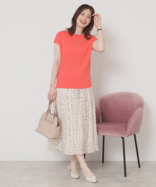 ITS'DEMO（イッツデモ）の「【接触冷感／手洗い可】フレンチスリーブニット（ニット/セーター・レディース・グリーン/ピンク系/ベージュ/ブルー系その他/ブラック/ピンク系その他/サックスブルー/オフホワイト・00）」の14枚目の写真