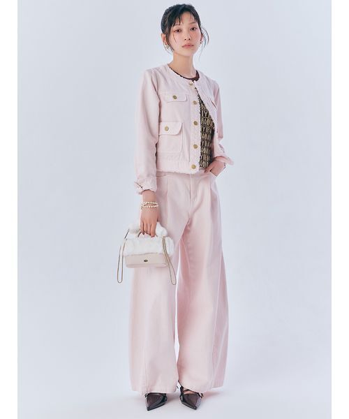 LILY BROWN(リリーブラウン)の「【USAGI ONLINE・ZOZOTOWN限定】エコファーコンビ2wayスマホショルダー(ショルダーバッグ・レディース・アイボリー/ライトグレー/ブラック/ピンクベージュ/ライトブルー・F)」の12枚目の写真