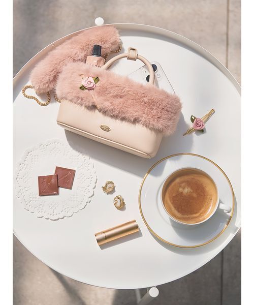 USAGI ONLINE・ZOZOTOWN限定】エコファーコンビ2wayスマホショルダー